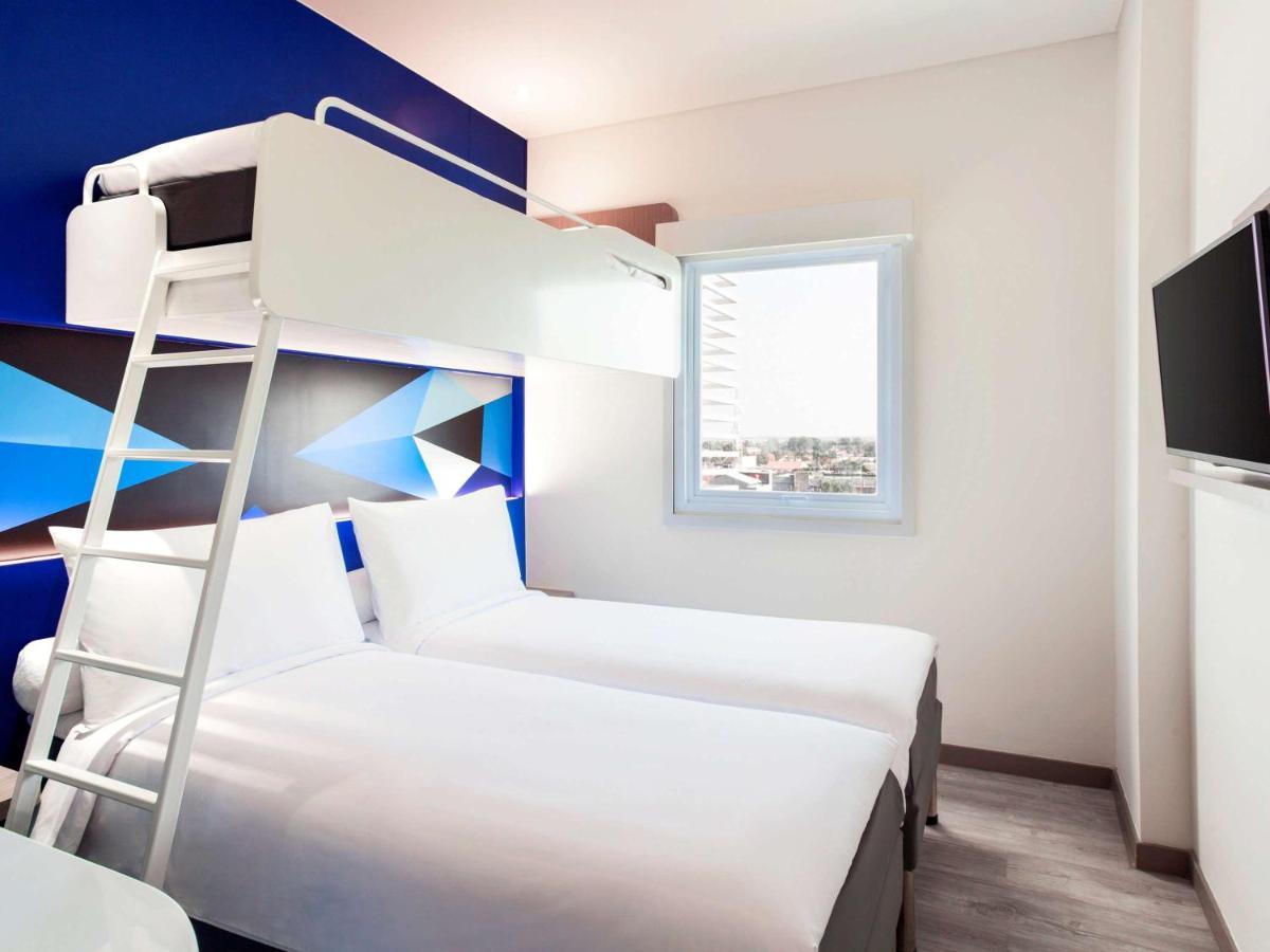 Ibis Budget Cirebon Zewnętrze zdjęcie