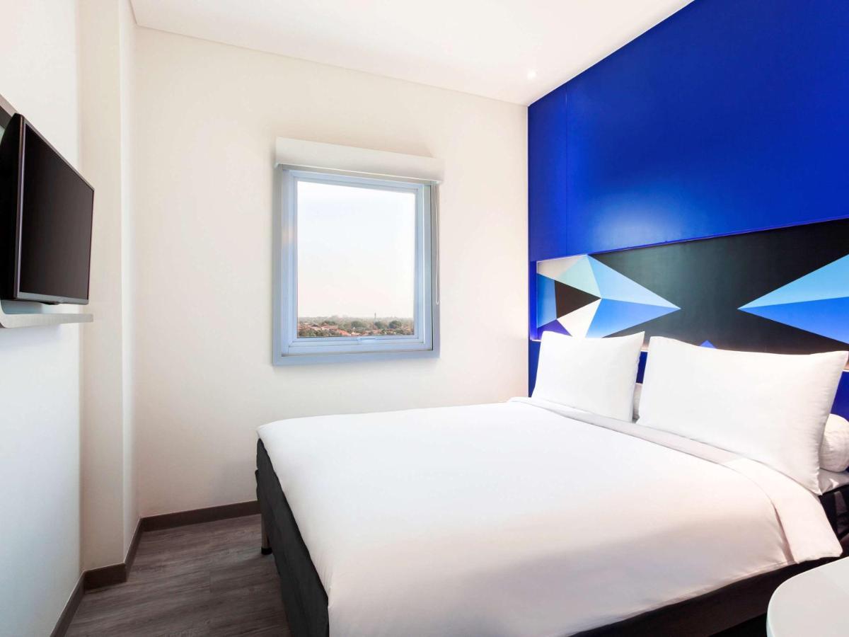 Ibis Budget Cirebon Zewnętrze zdjęcie